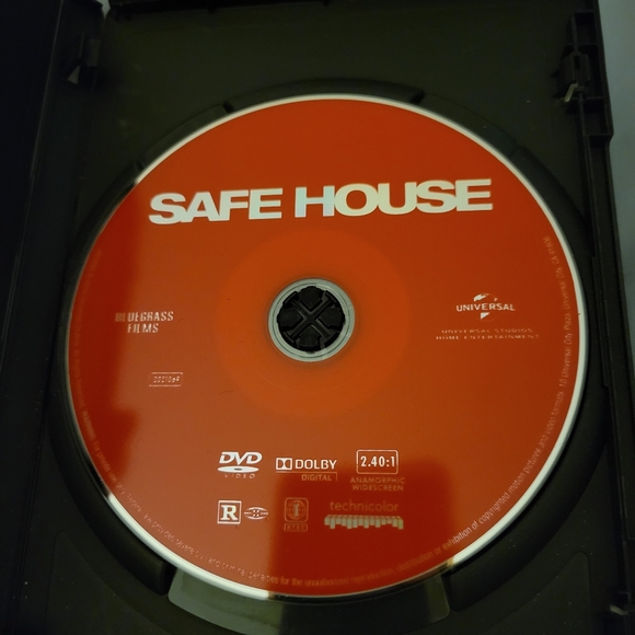 Safe House (DVD, 2012) Denzel Washington Ryan Reynolds - Picture 2 of 3